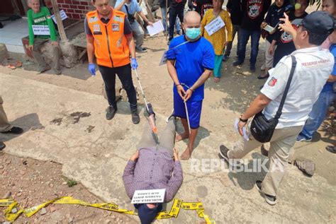 Rekonstruksi Adik Bunuh Kakak Di Indramayu Polisi Pembunuhan