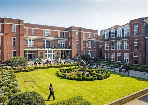 Regent's University London, UK - Ranking, Reviews, Courses, Tuition Fees