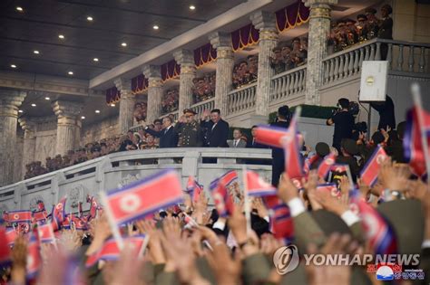 북한 전승절 70주년 야간 열병식 개최 연합뉴스