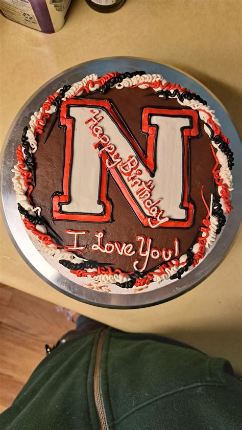 Husker Birthday Rcakedecorating