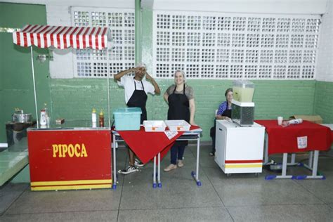 Escola Estadual Adonias Filho - Projeto 80 anos: Entrega dos prêmios para Escola Estadual Adonias Filho ...