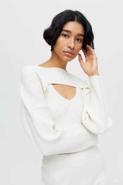 Uo Sassi Ribbed Cropped Shrug Urban Outfitters