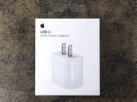 Yahooオークション 未使用 Apple 純正 20w Usb C用 電源アダプタ