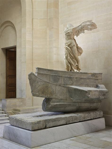 Victoire De Samothrace Louvre Collections