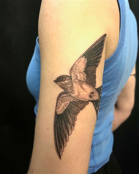 Camille Schefter Tattoo Artist At Kings Avenue Tattoo New York