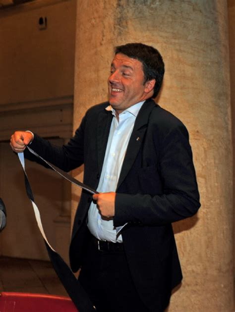 Il Pd Cool Di Renzi E Veltroni Al Tempio Di Adriano Le Foto