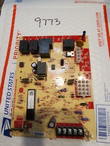 Emerson 50a66 843 Furnace Control Circuit Board 150 0993 Ebay