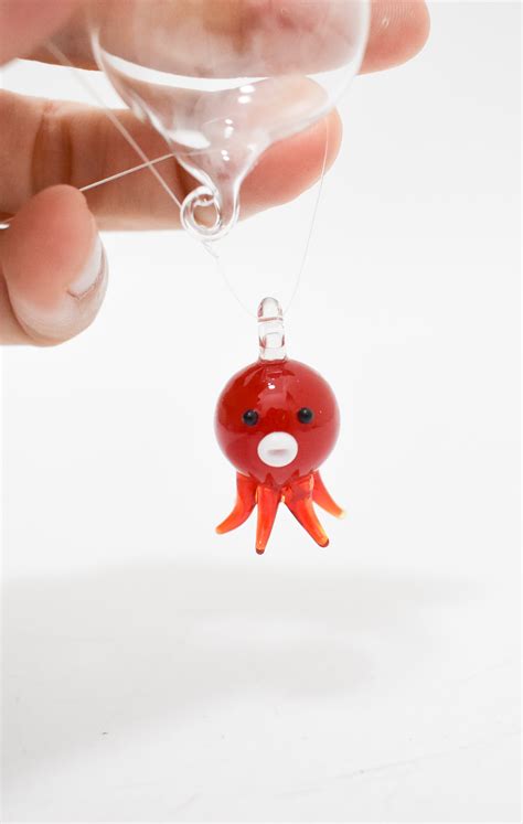 Octopus floating figurine (Glass) – Craftsforgreen