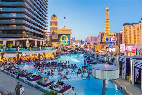 Las Vegas Strip pools reopening with some COVID restrictions | Kats ...