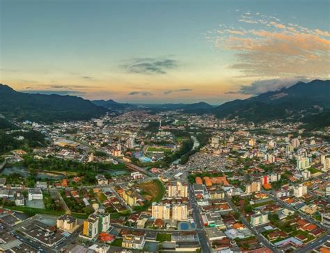 Jaragu Do Sul Volta A Ser Destaque Em Contrata Es Na Regi O Norte