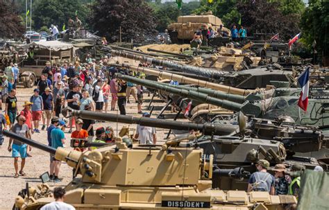 Impressive Visitors Attend Tankfest War History Online