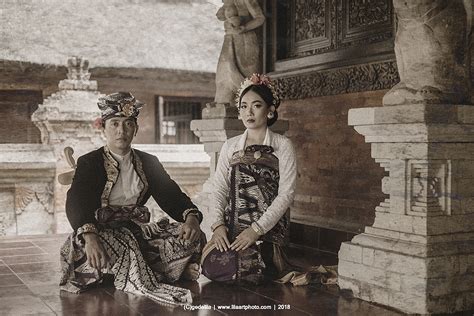 Balinese Classic Costume by Lilaartphoto | Bridestory.com