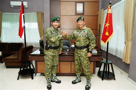 Pangdivif Kostrad Pimpin Acara Sertijab Kasdivif Kostrad Trenz