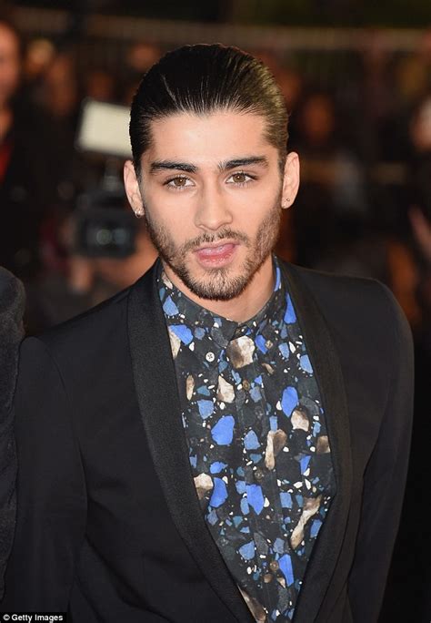 Zayn Malik Sports Slicked Back Ponytail As 1d Perform On X Factor Final