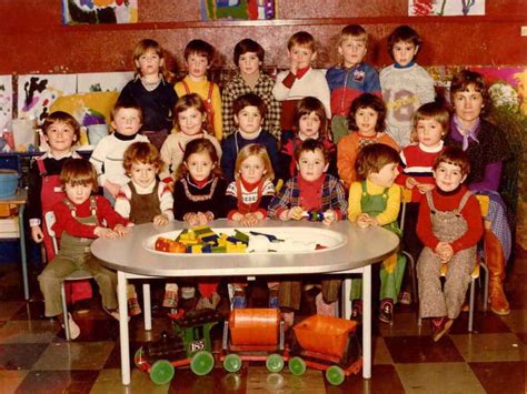 Photo de classe Moyenne section de 1981 Ecole Irène Et Frédéric Joliot