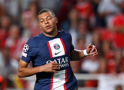 Kylian Mbappé Reageert Voor Het Eerst Zelf Op Geruchten Rond Vertrek Bij Psg “stomverbaasd Toen