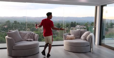 ACE Family's Catherine and Austin McBroom's House Tour: See Photos