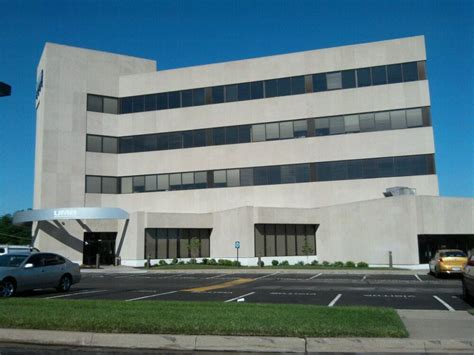 Umb Bank Banks And Credit Unions 1310 Carondelet Dr Kansas City Mo