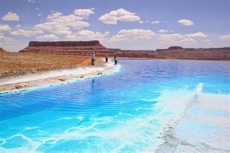 Potash Evaporation Ponds in Utah | Amusing Planet