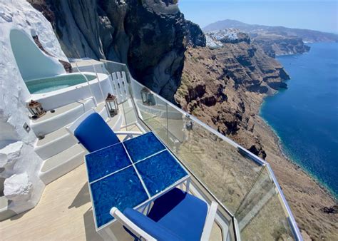 Best Santorini Hotels With Private Pool