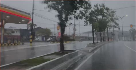 Manaus Registra Quatro Ocorrências Provocadas Pela Chuva Neste Fim De