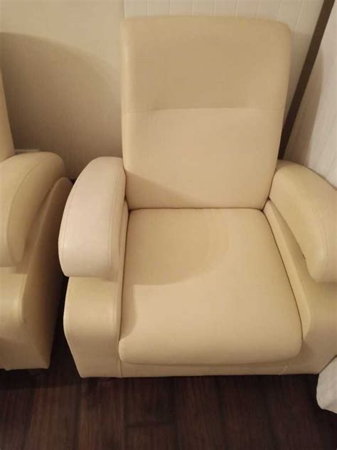 Col Ar Sofa Set Canapea Extensibila Lada Piele Alb Ecru Fotolii Noi