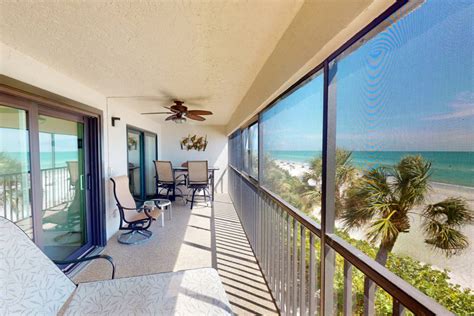 Madeira Beach Vacation Rental Corner Beachfront Large Balcony Pool