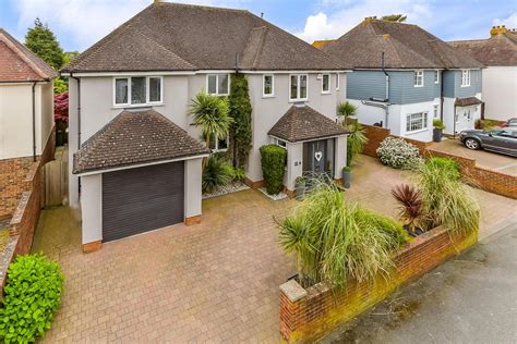 Detached House For Sale With 6 Bedrooms Cherry Garden Lane Folkestone