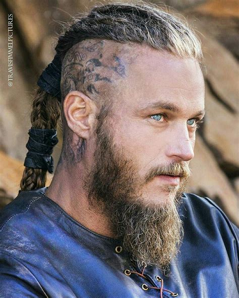 Pin By Anthia Skarmoutsou On Vikings Vikings Ragnar Vikings Ragnar