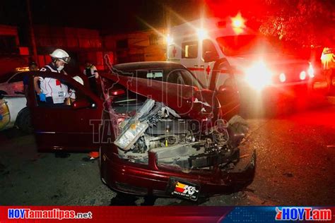 Hoy Tamaulipas Aparatoso Choque Dejo Una Persona Lesionada En Ciudad