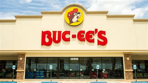 These Are All The Foods You Have To Try At Buc Ees