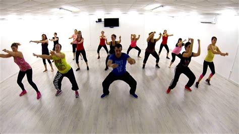 ZUMBA Mueve La Booty YouTube