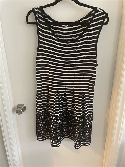 Max Studio Black And White Striped Fit And Flare Dres Gem