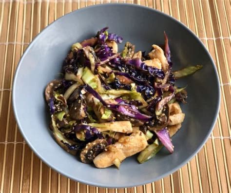 Pollo Estilo Oriental Con Repollo Y Champi Ones Receta Ekilu