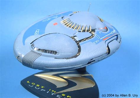 Jupiter 2 Model Kit by AMT/Ertl