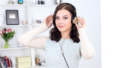 МАСТХЭВЫ ВЕСНЫ: Косметика, духи, одежда, обувь, аксессуары - YouTube