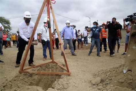 Ministro Carlos Lozada Inspeccionó Avance De Obras De Agua Y Saneamiento En Tumbes Galería