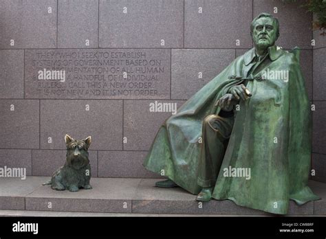 Statues and Monuments in Washington DC, during the Cherry Blossom ...