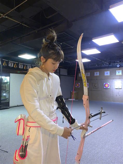 Hana Lin In 2022 Archery Girl Archery Aesthetic Cool Girl Pictures