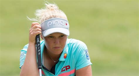 Brooke Henderson Shoots 63 Leads Meijer Lpga Classic Sportsnetca