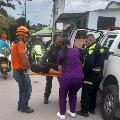 Autobús con migrantes cae a un barranco en Colombia hay 10 muertos y