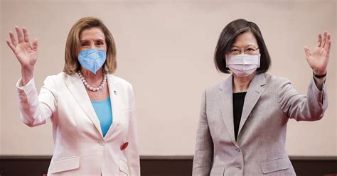 Pelosi Meets With Taiwans President In Historic Visit Escalating