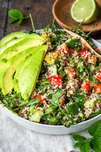 Quinoa Salat Mit Avocado Und Mango Fruchtig Lecker