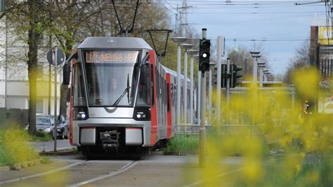 Deutschlandticket Effekt Mehr Kunden in Düsseldorf haben Rheinbahn Abo