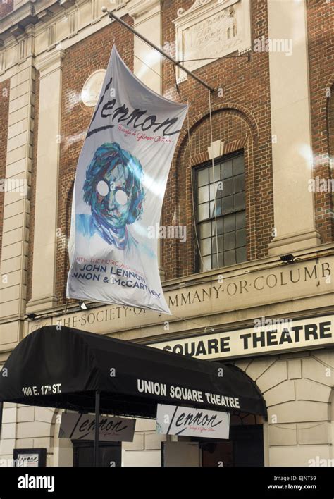 Union Square Theatre New York City Stock Photo Alamy