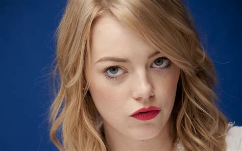 Emma Stone Hd Wallpaper Captivating Celebrity Portrait