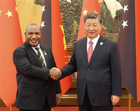 Xi Jinping se reúne primeiro ministro da Papua Nova Guiné