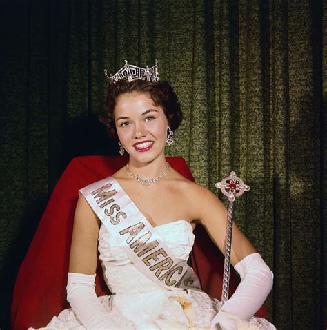 A Look At Miss America Through The Years Pageant Miss America