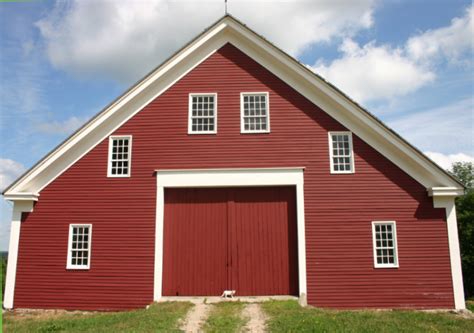 Maine Barns Fine Lines And Functionality Maine Public