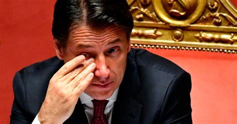 Italia Primer Ministro Giuseppe Conte Renuncia A Su Cargo Mundo La